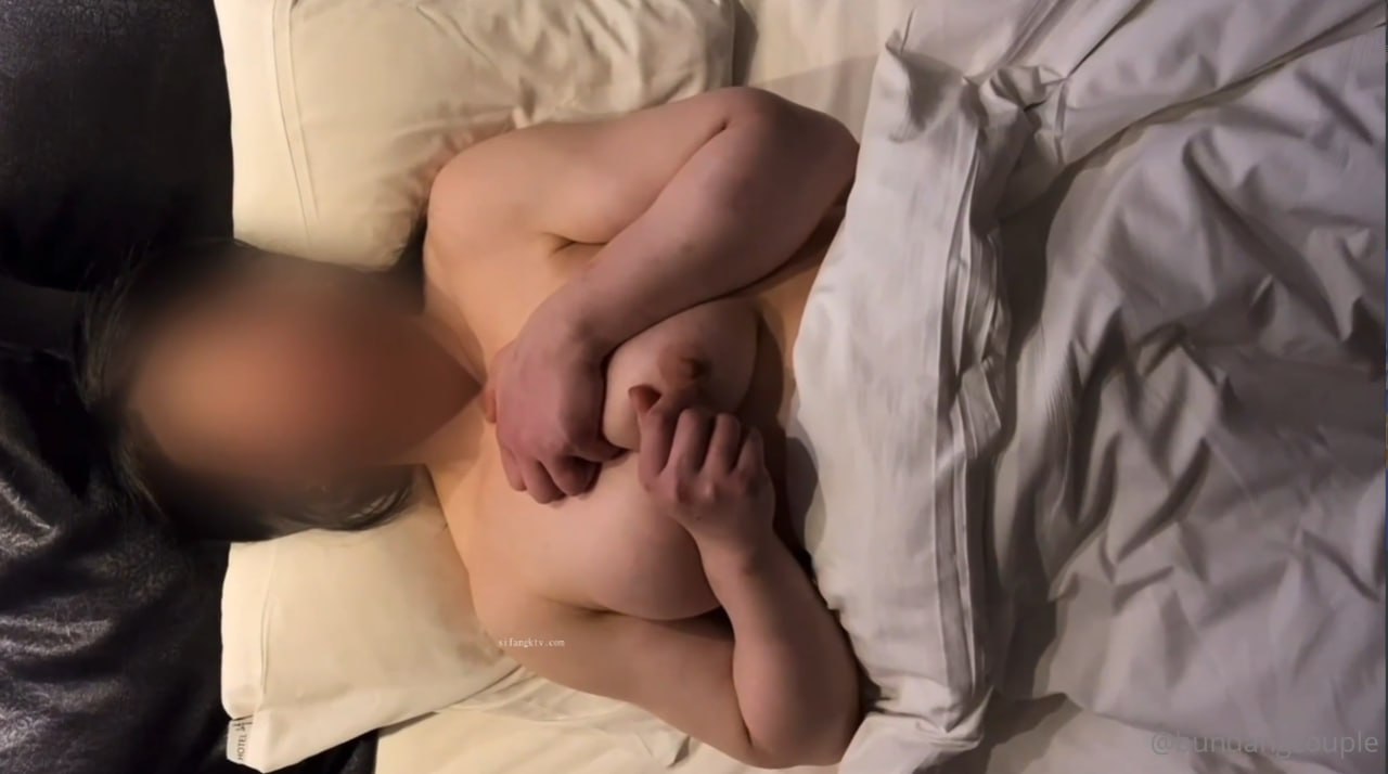 波多野结衣-スタイル抜群の結衣ちゃんは、セクハラされまくりのパンストメーカー社員
